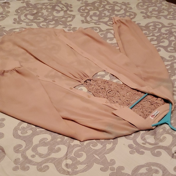 Blouse - Picture 3 of 5